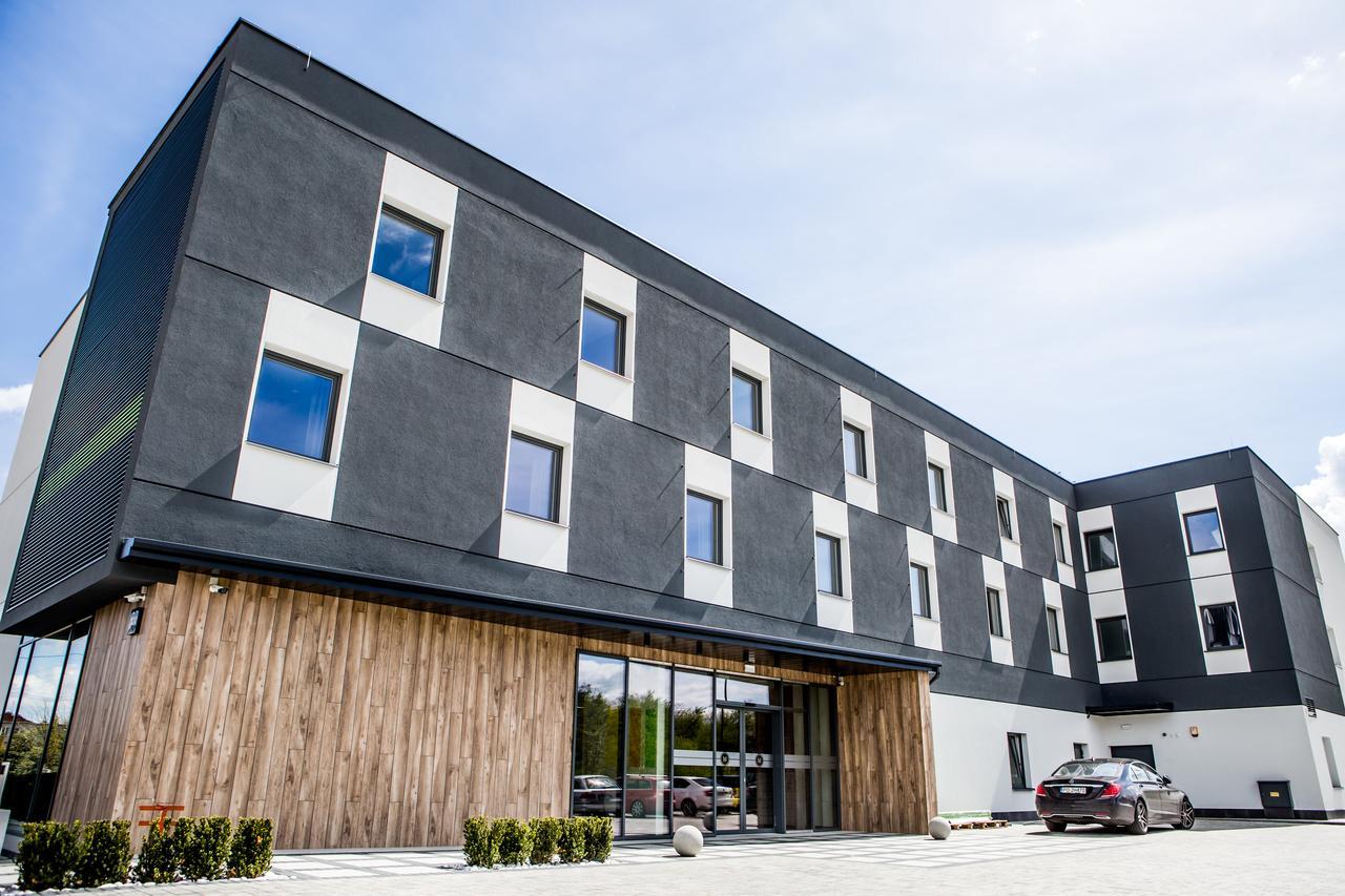 Hotel Mazurek Koło Εξωτερικό φωτογραφία